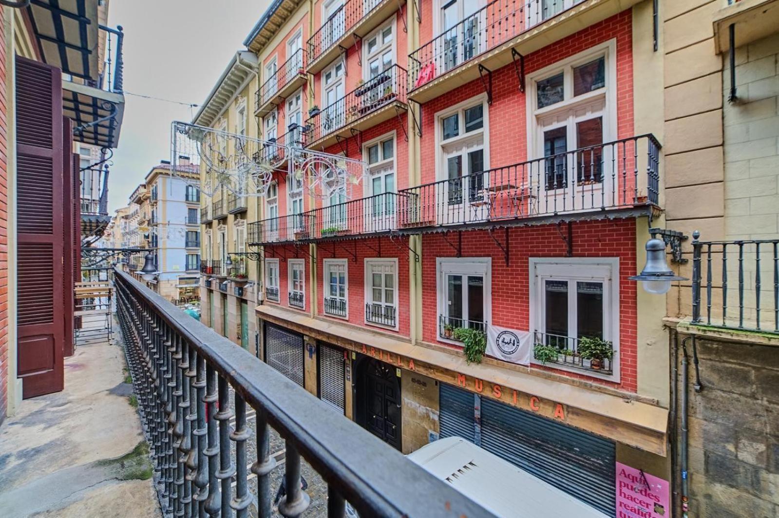 Apartamento Boutique Centro Zapateria 45 Apartment Pamplona Exterior foto