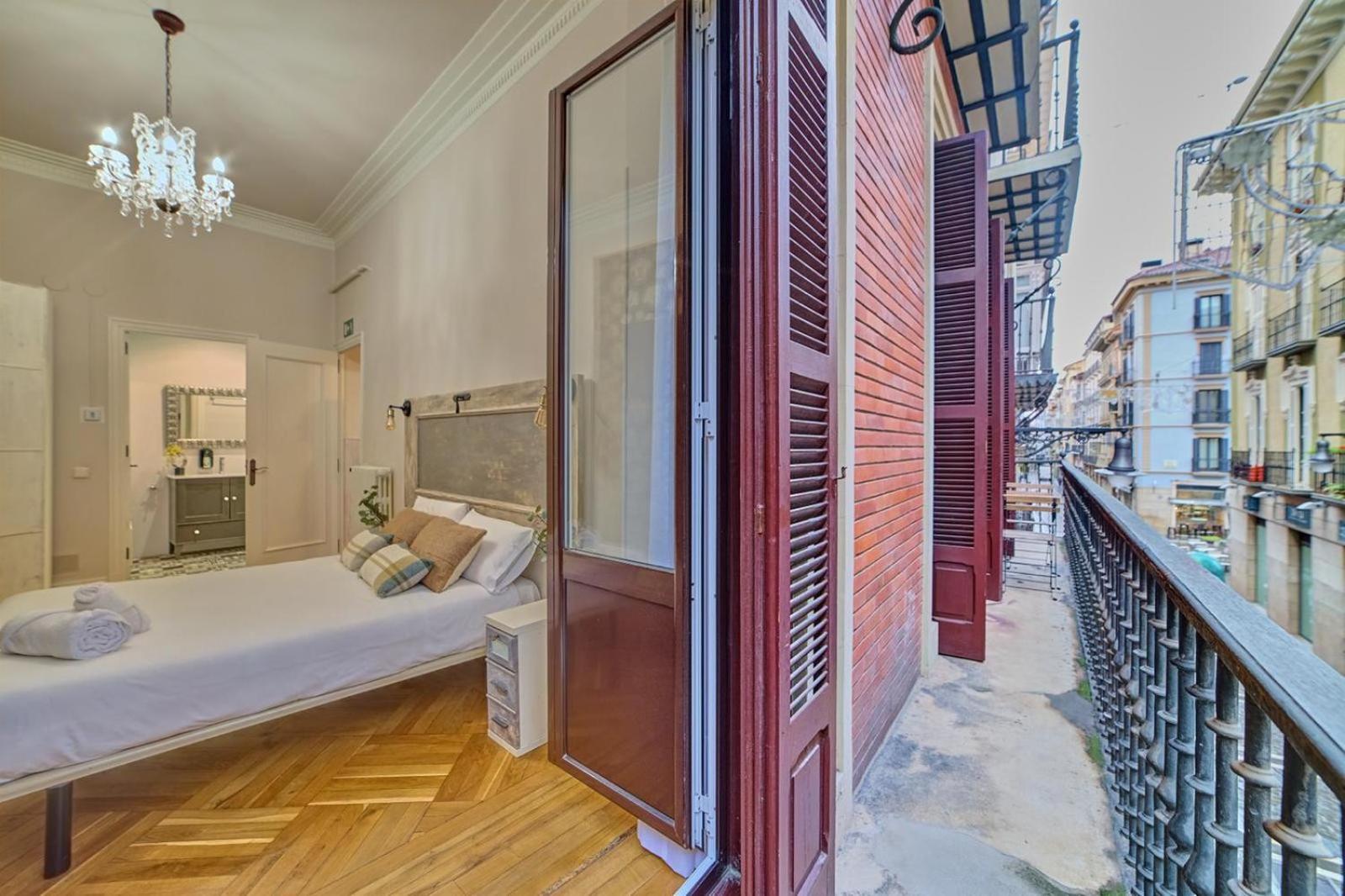 Apartamento Boutique Centro Zapateria 45 Apartment Pamplona Exterior foto