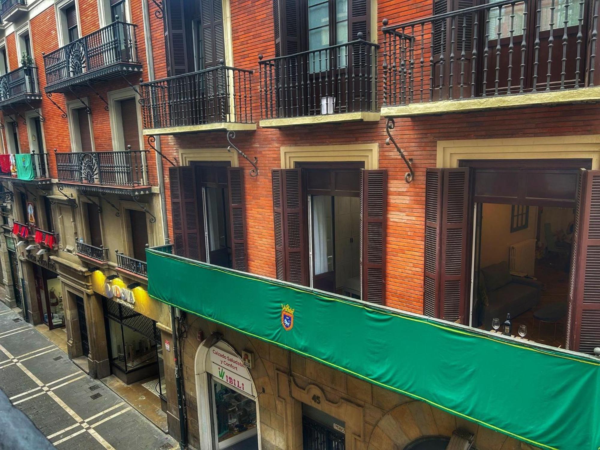 Apartamento Boutique Centro Zapateria 45 Apartment Pamplona Exterior foto