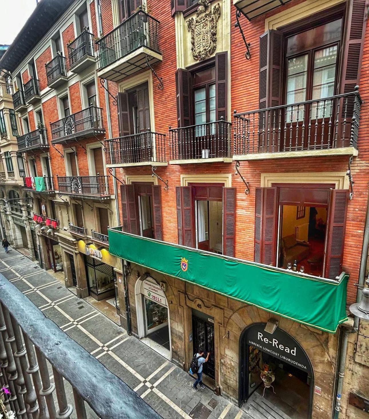 Apartamento Boutique Centro Zapateria 45 Apartment Pamplona Exterior foto